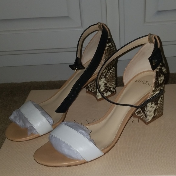 Heels - Picture 2 of 3